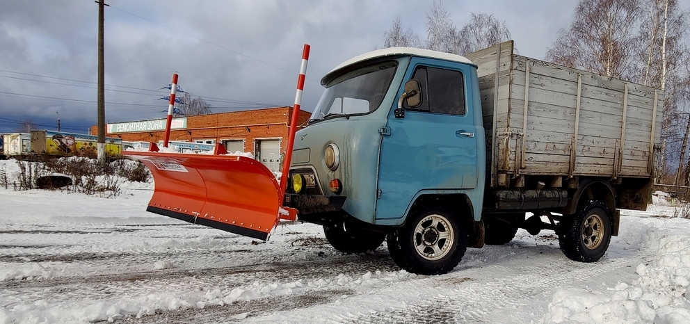 Отвал для снега на УАЗ-"Буханка", "Головастик", "Фермер" 452 2206 3303