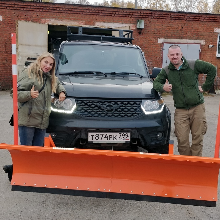 Отвал для снега на стандартный автомобиль серии УАЗ-3163 Патриот (УАЗ-Patriot)