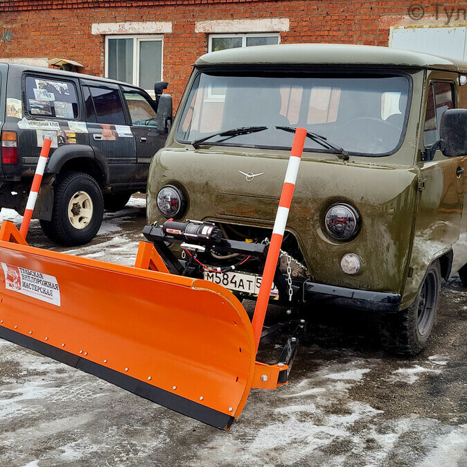 Отвал для снега на УАЗ 452 2206 3303 Буханка, Фермер, Головастик