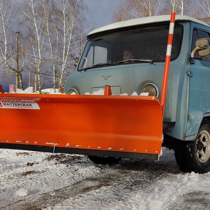 Отвал для снега на УАЗ 452 2206 3303 Буханка, Фермер, Головастик